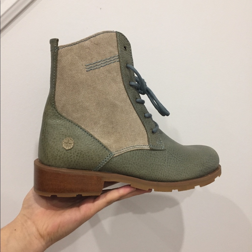 Green and brown Doc Martens leather shoes US 6 - Picture 4 of 6